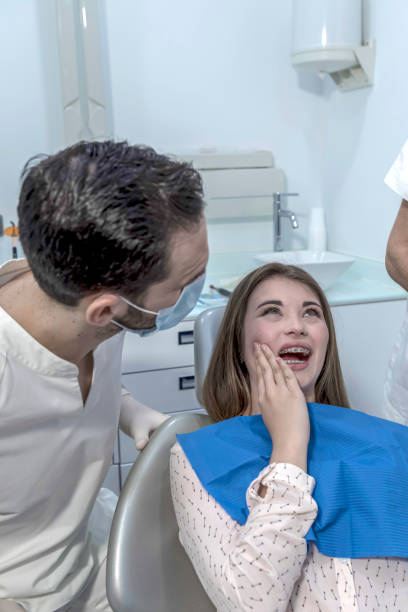 Best Emergency Dentist for Lost Fillings or Crowns in Redwood, OR
